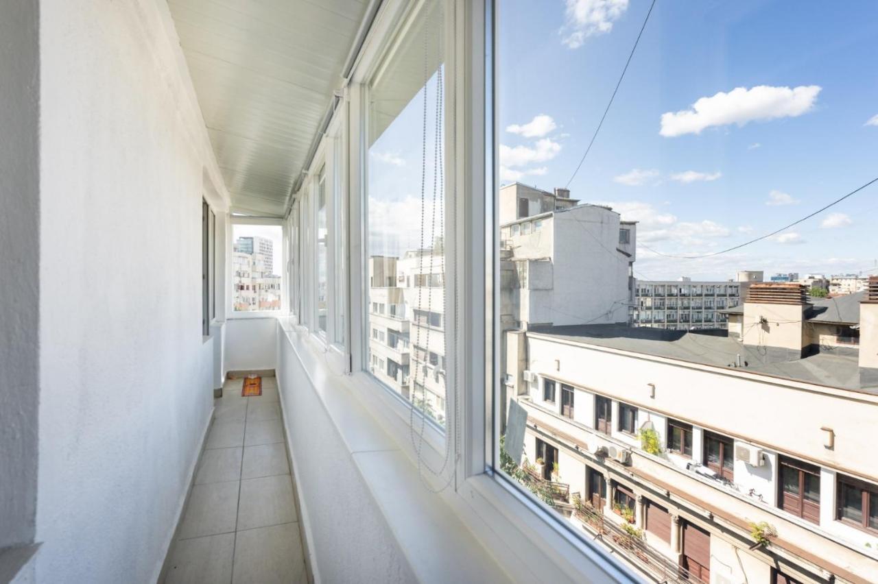 Spacious And Cozy Apartment In Central Bucharest Luaran gambar